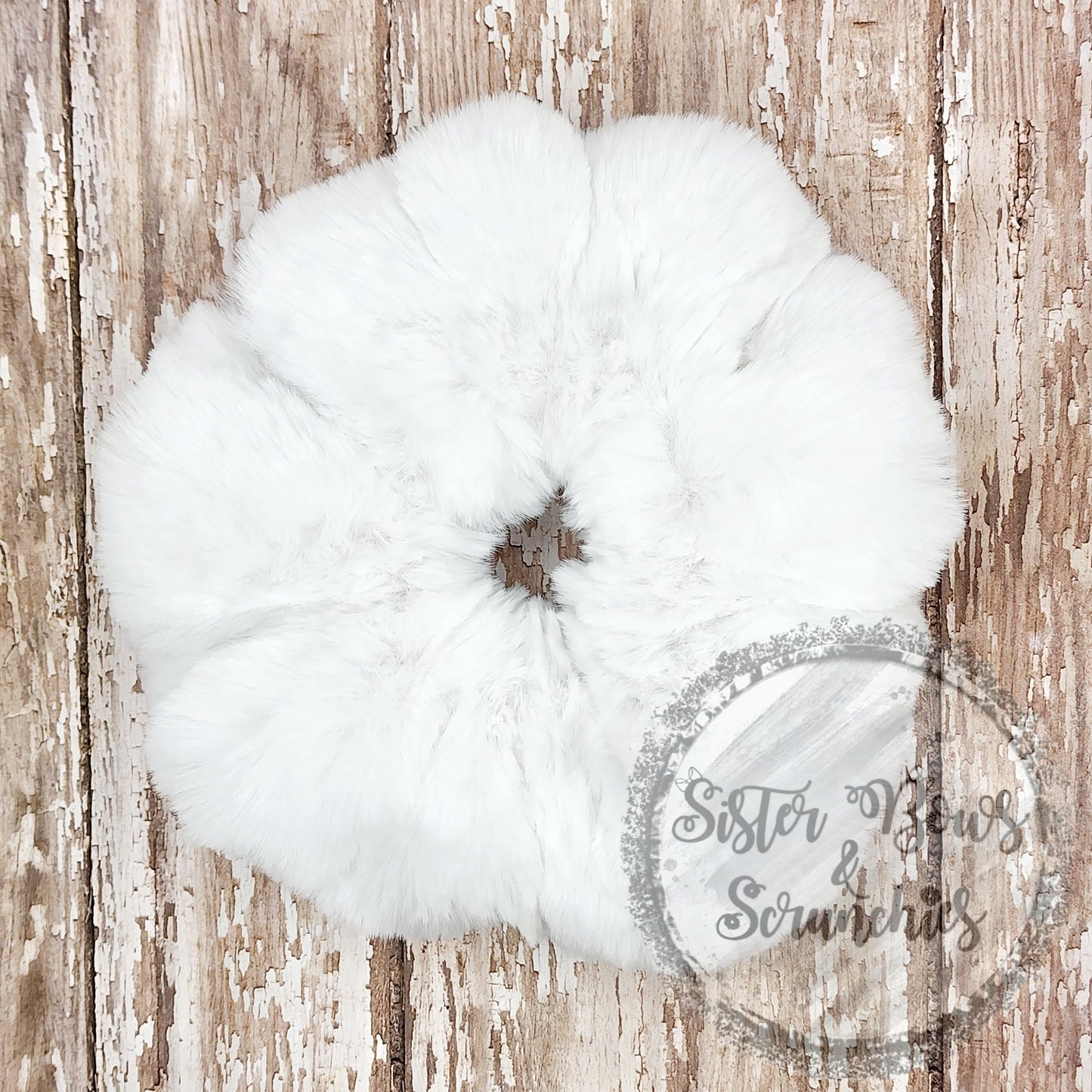 Whispy Snow Premium Luxe Minky Scrunchie