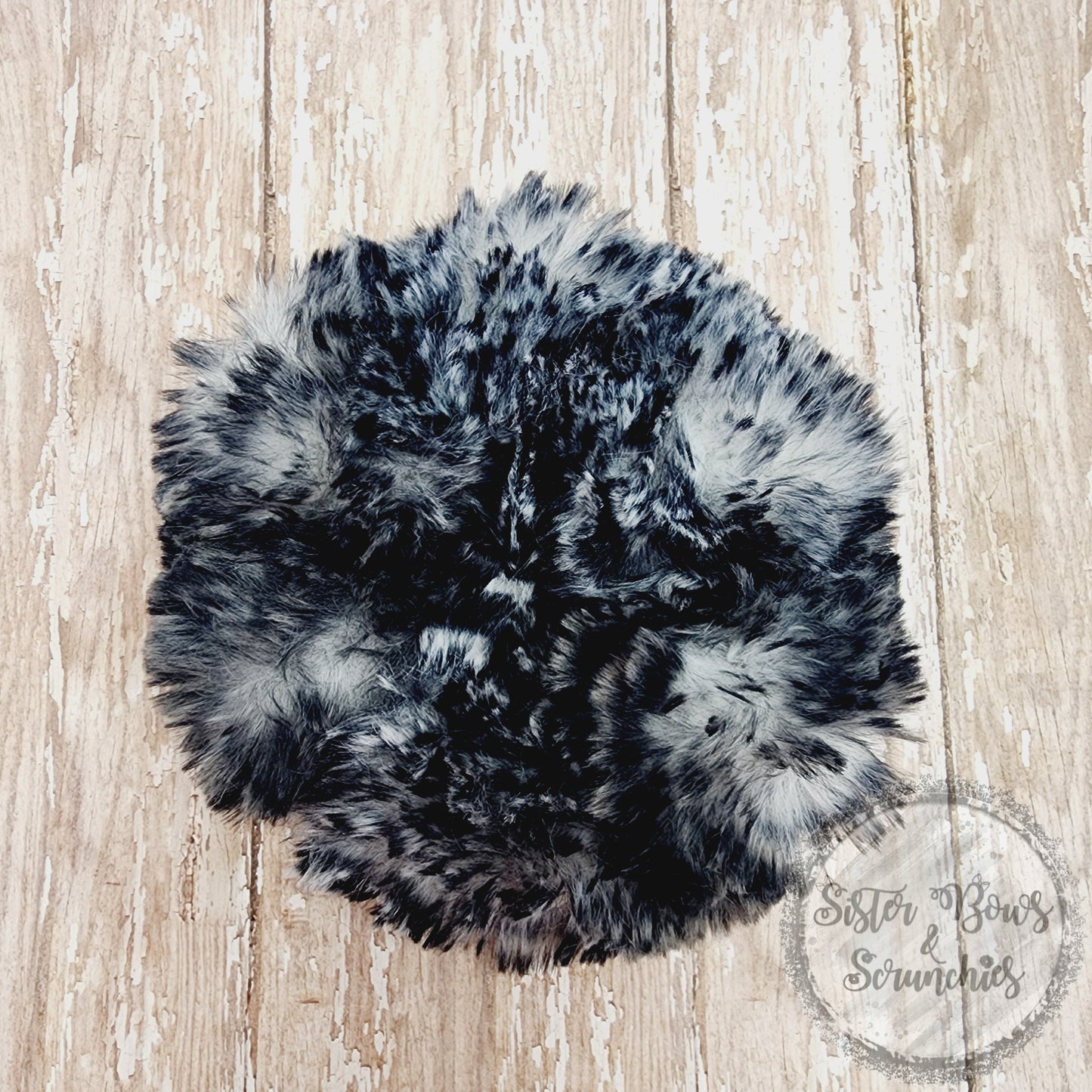 Artic Owl Luxe Minky Scrunchie