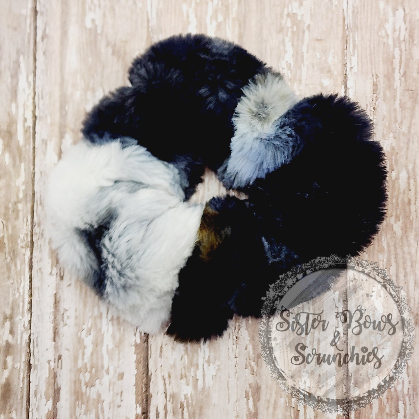 Seal Sorbet Luxe Minky Scrunchie