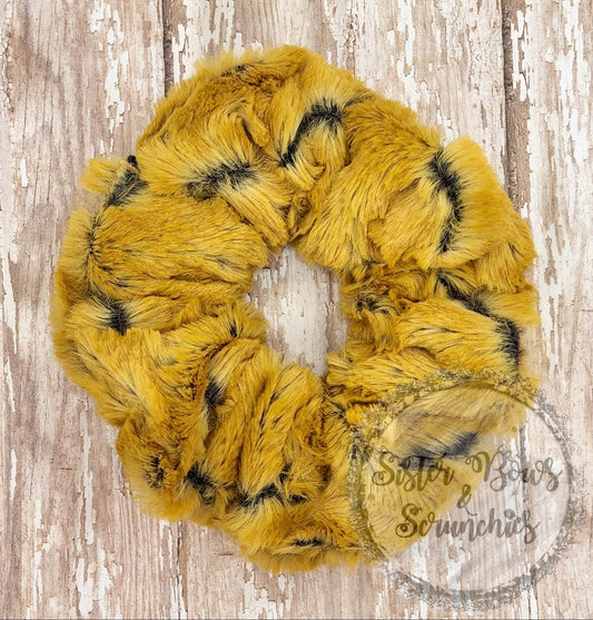 Frosted Lattice Black/Golden Luxe Minky Scrunchie